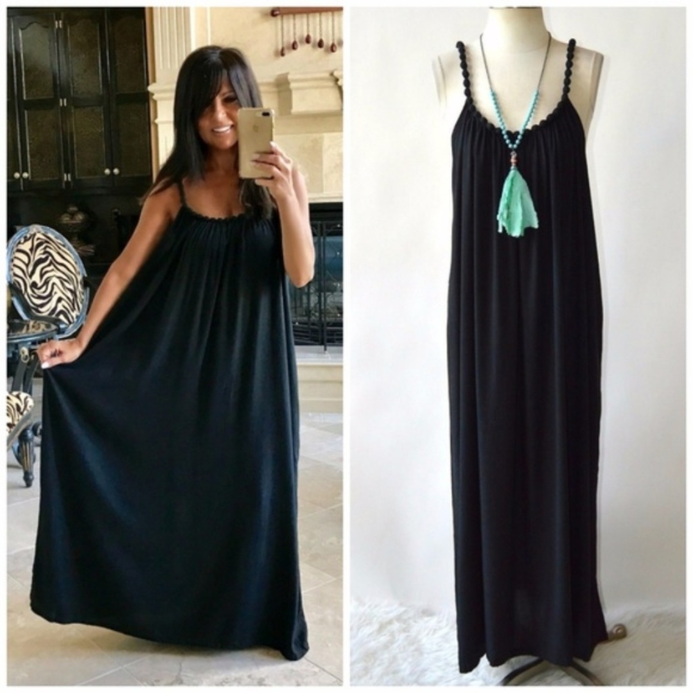 BEACH GYPSY MAMA Flowy Black Maternity Maxi Dress!